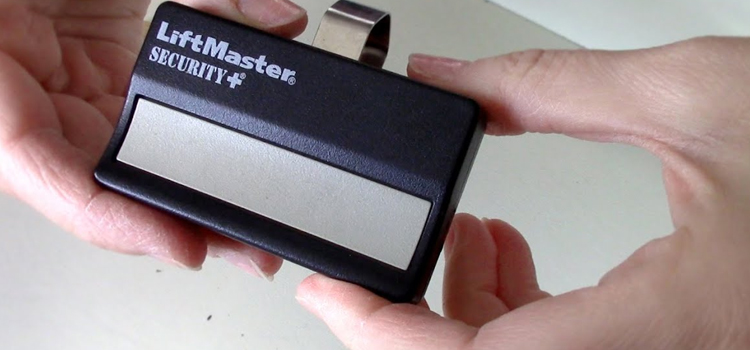 chamberlain garage door remote battery in Brisbane